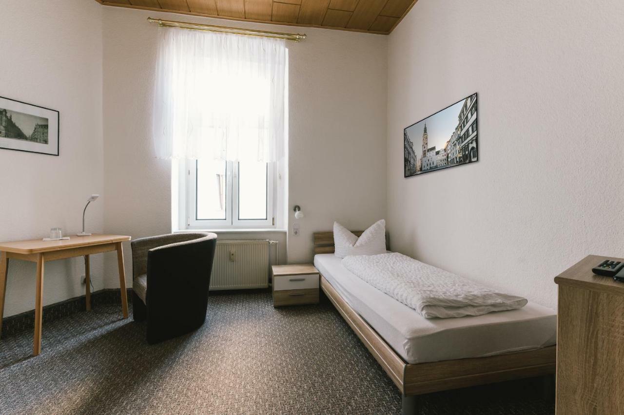 Görlitz Menzels Pension Drehscheibe מראה חיצוני תמונה