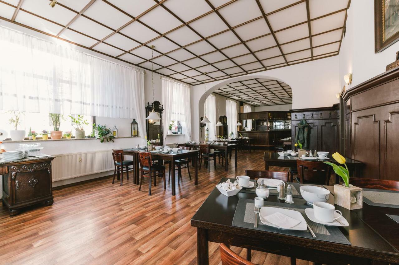 Görlitz Menzels Pension Drehscheibe מראה חיצוני תמונה