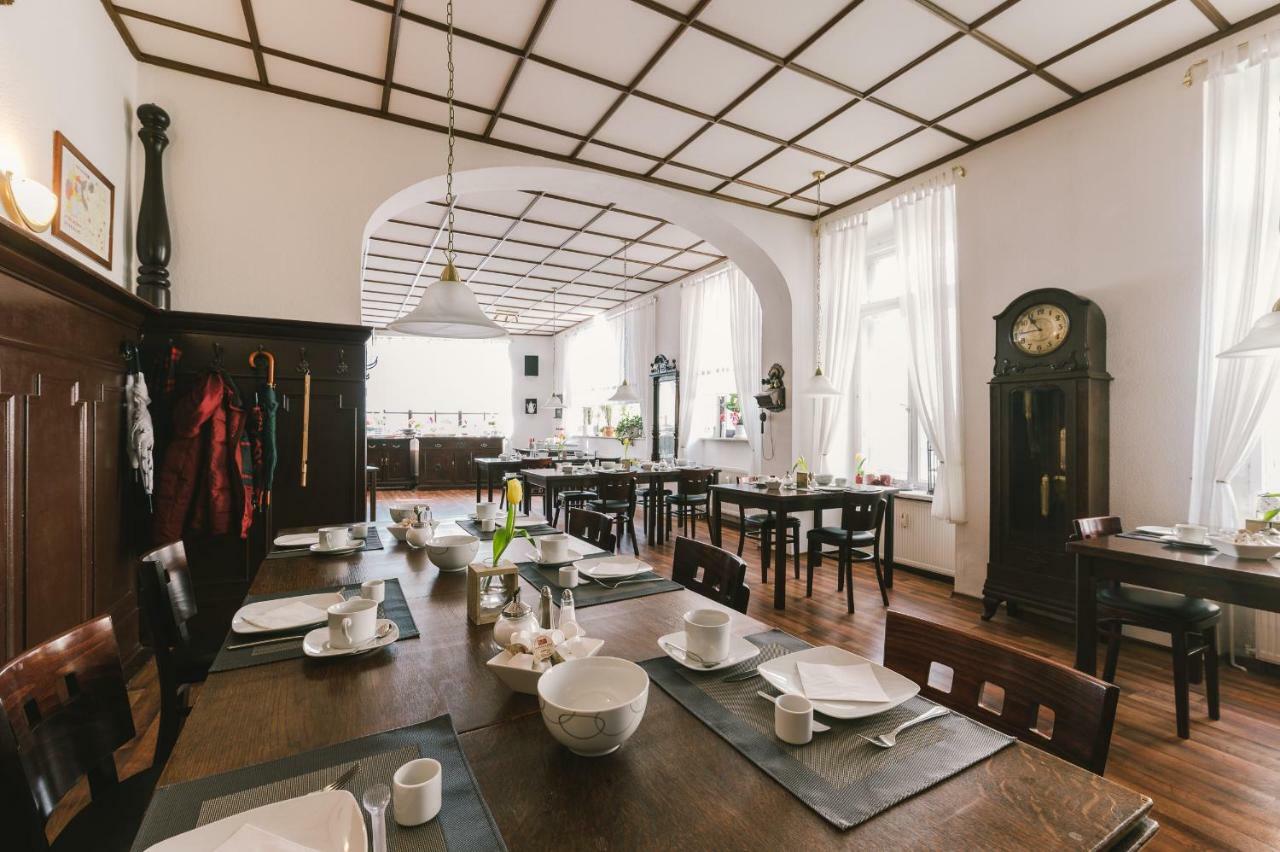 Görlitz Menzels Pension Drehscheibe מראה חיצוני תמונה